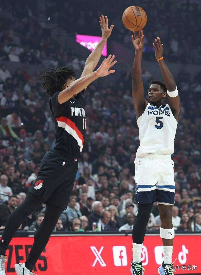 雷火平台-关于NBA季后赛窗口期再迎强敌；那不勒斯篮板制胜；主帅态度：更衣室稳定；轮换策略成焦点的信息